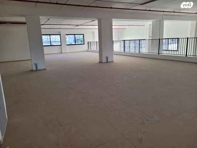 מבני תעשיה, גן נר