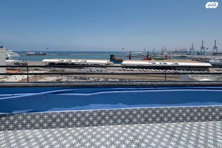 משרדים, הנמל 27, שער פלמר, תחנת רכבת השמונה, חיפה