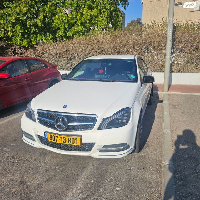 C-class Taxi Classic C 200 אוט׳ 2.1 (136 כ״ס)