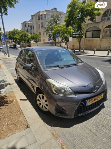 מודעת רכב טויוטה יאריס
