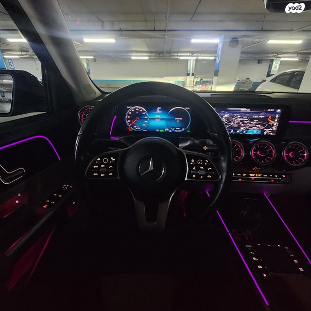 מרצדס-בנץ EQB