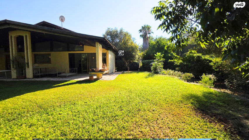 בית פרטי/ קוטג', סביון