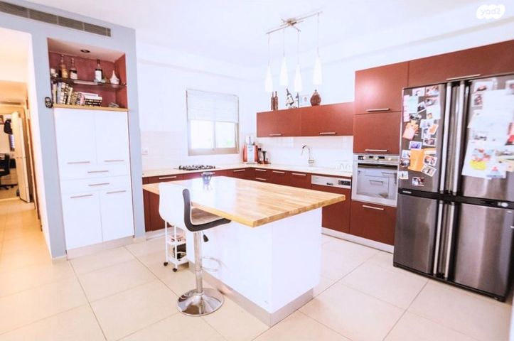 דירה, פקיעין 2, אבן גבירול, רחובות