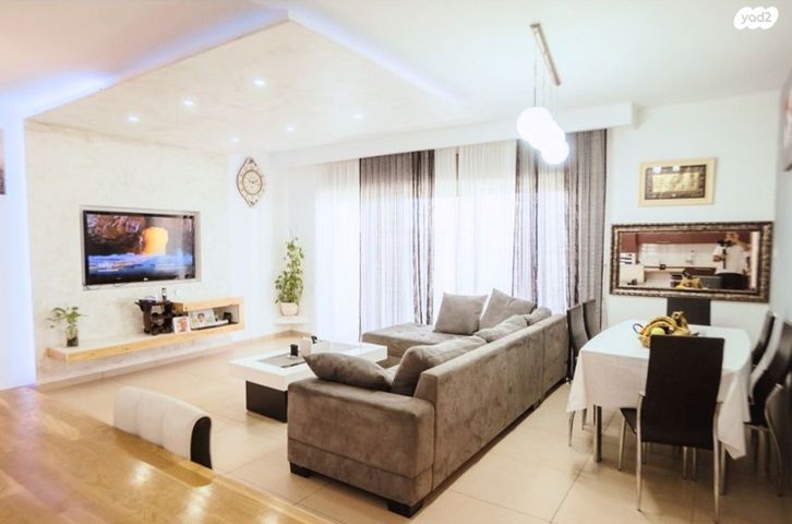 דירה, פקיעין 2, אבן גבירול, רחובות