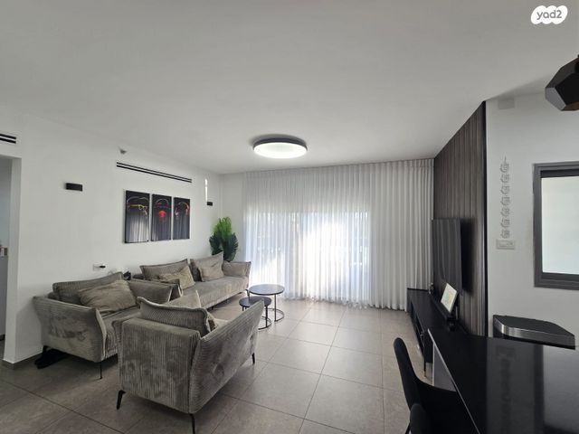 דירה, גאולה כהן 10, גלי ים, קרית ים