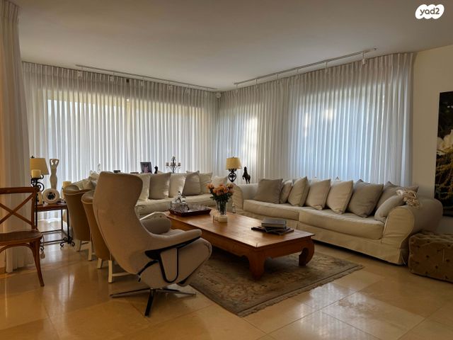 בית פרטי/ קוטג', הזית, כפר שמריהו, כפר שמריהו