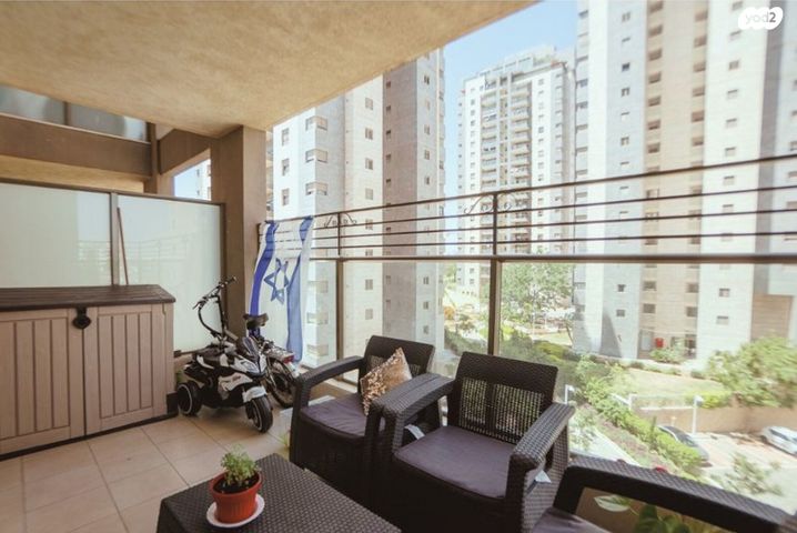 דירה, פקיעין 2, אבן גבירול, רחובות