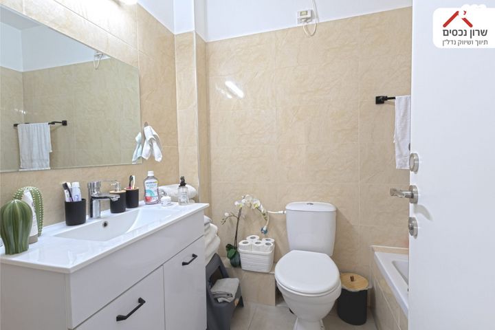 גג/ פנטהאוז, בית דגן