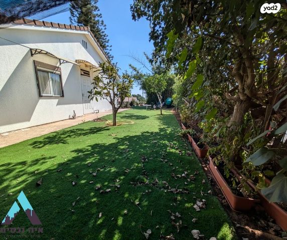 דו משפחתי, קציר