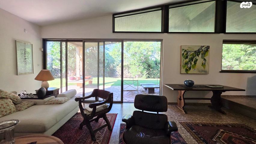 בית פרטי/ קוטג', סביון