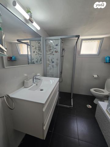 בית פרטי/ קוטג', אפרים, מרכז העיר, סביניה, הוותיקה, קרית ביאליק