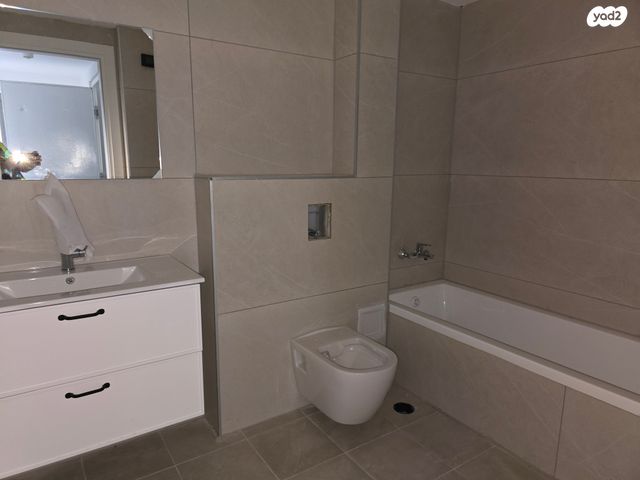 דירה, מרכז דרום, רעננה