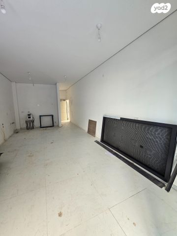 דירת גן, קרית ויצמן, רעננה