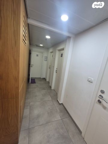 בניין משרדים, שדרות מוריה 44, מרכז הכרמל, חיפה