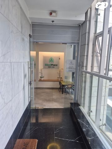 בניין משרדים, שדרות מוריה 44, מרכז הכרמל, חיפה