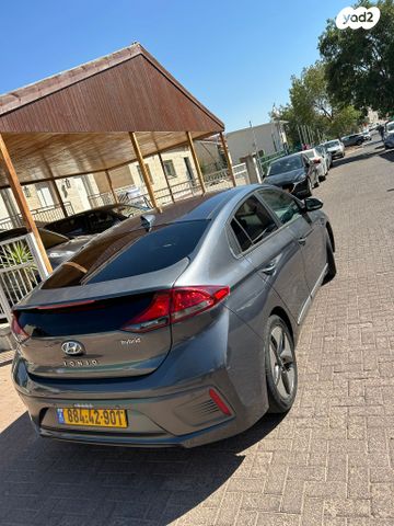 איוניק Premium FL היברידי אוט׳ 1.6 (141 כ״ס)