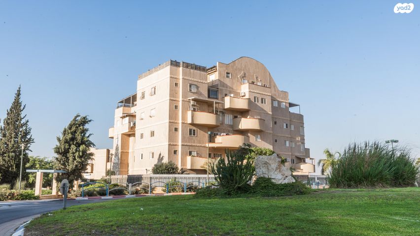 דירה, פרופסור אברהם אמיר, רמות, באר שבע