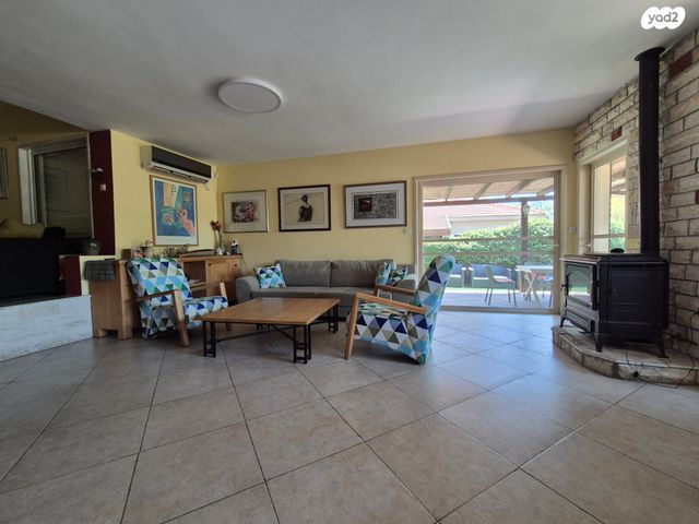 בית פרטי/ קוטג', הר זיו, מודיעין מכבים רעות