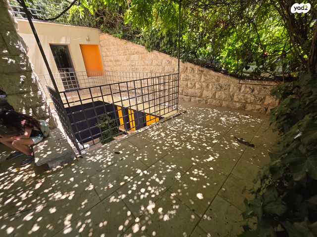 בית פרטי/ קוטג', מוצא עילית, מוצא עילית