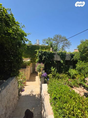 בית פרטי/ קוטג', מוצא עילית, מוצא עילית