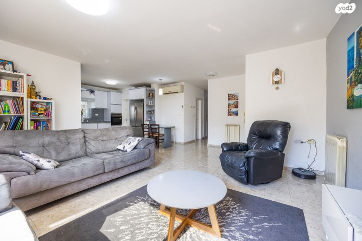 דירה, משה קול, בית הכרם, רמת בית הכרם, ירושלים