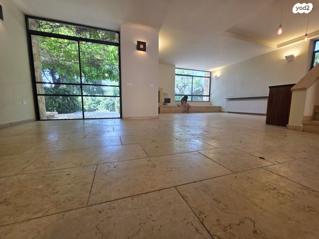 בית פרטי/ קוטג', מוצא עילית, מוצא עילית