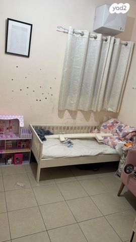 דירה, ההגנה, ג' / מרכז מזרח העיר, רחובות