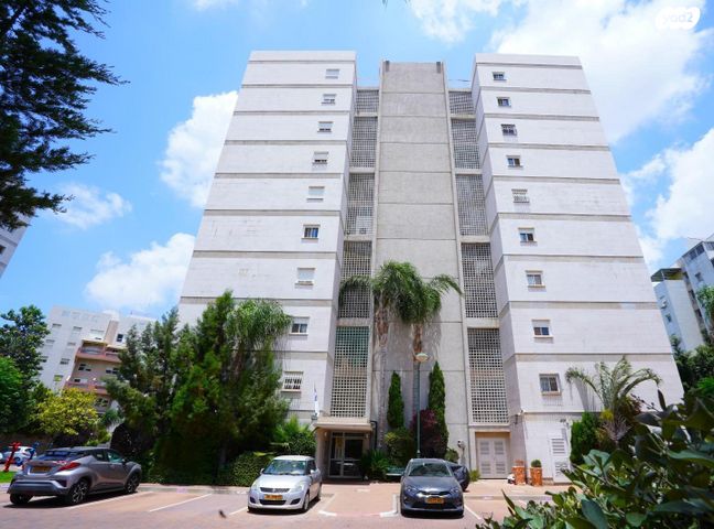 דירה, חטיבת הנח"ל 17, הפארק - צפון ותיק, חדרה