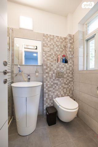 דירה, משה קול, בית הכרם, רמת בית הכרם, ירושלים