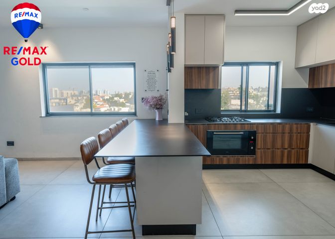 טריפלקס, נחל צין, משואה, מודיעין מכבים רעות