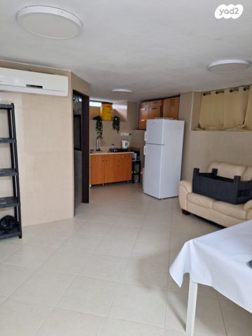 יחידת דיור, נווה יהודה, רחובות