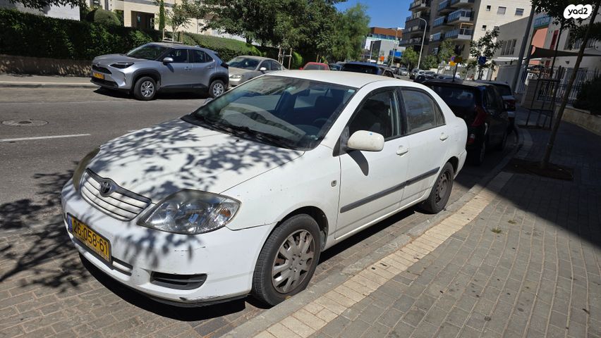 מודעת רכב טויוטה קורולה
