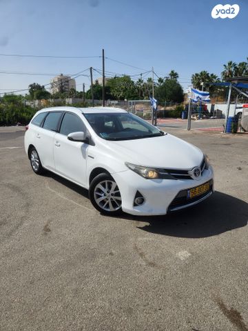 מודעת רכב טויוטה אוריס