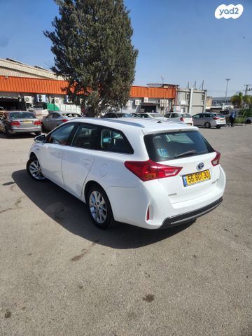 טויוטה אוריס