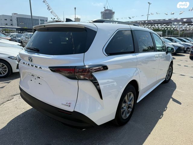 טויוטה סיינה