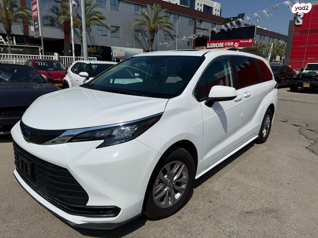 מודעת רכב טויוטה סיינה