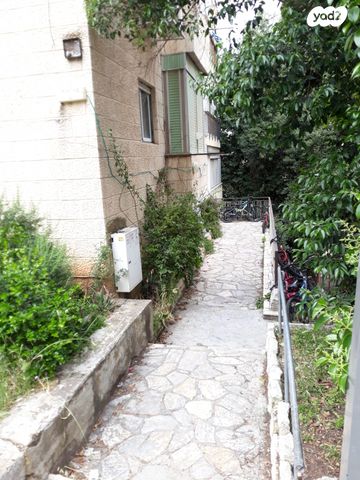 הרב עוזיאל 3