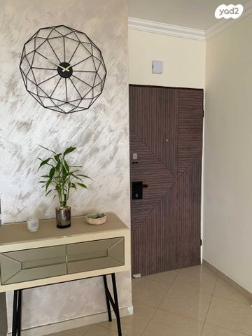 דירה, יהושע רבינוביץ 39, בן גוריון, חולון