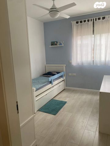 דירה, אהבת אדם 80, שרונה, כפר יונה