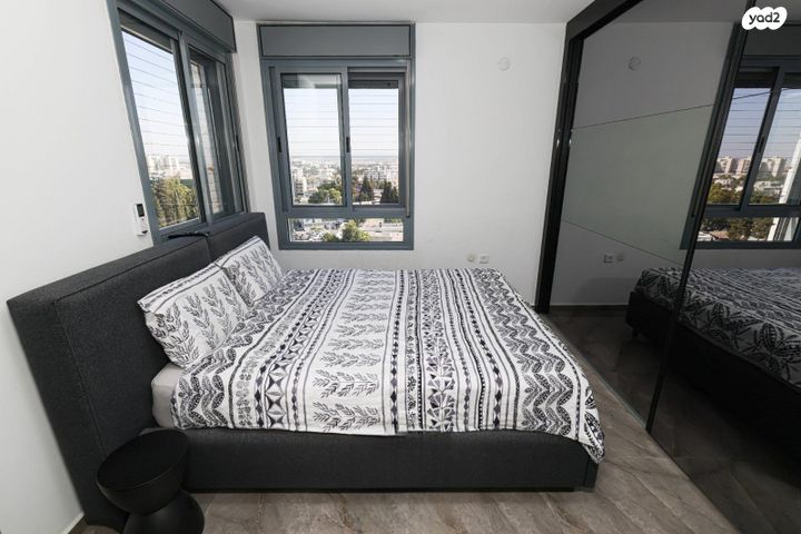 גג/ פנטהאוז, יגאל אלון 8, המרכז האזרחי, רמלה