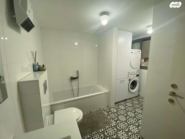 דירה, אהבת אדם 80, שרונה, כפר יונה