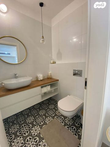 דירה, אהבת אדם 80, שרונה, כפר יונה