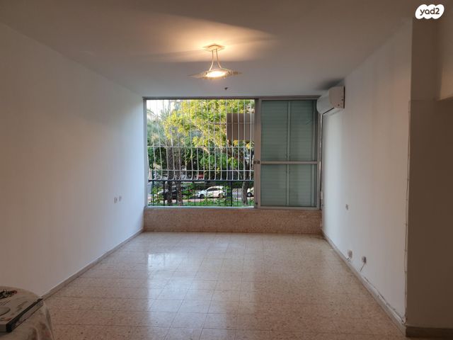 דירה, שדרות ביאליק 16, הדר, רמת השרון