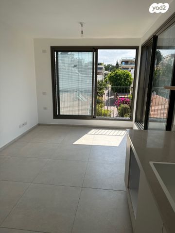 דירה, רמת גן