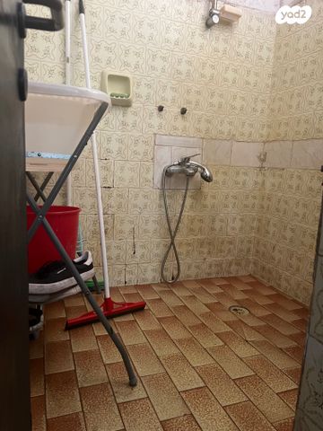 דירה, שדרות מנחם בגין 11, קרית מלאכי