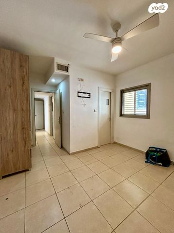 דירה, הידידות 4, ראשונים, כפר סבא