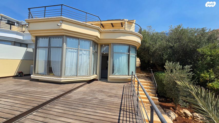 דו משפחתי, נוף הכנרת, צפת