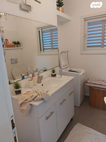 דירה, אחד העם 13, מרכז העיר, חדרה