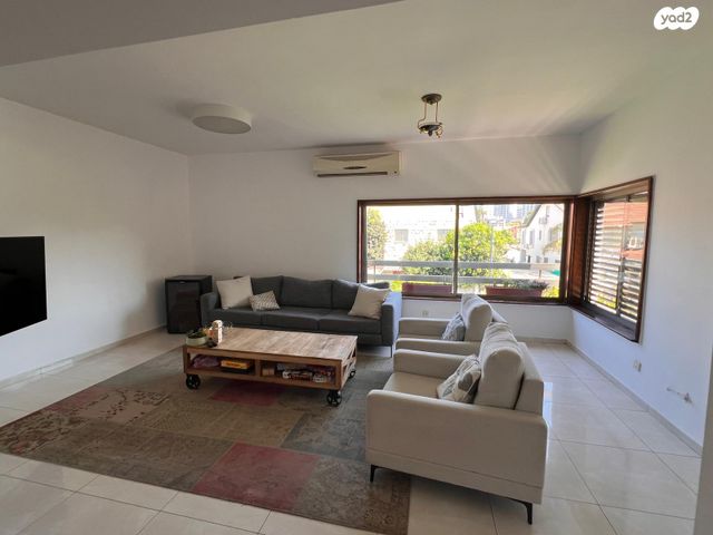 גג/ פנטהאוז, הותיקה, קרית אונו