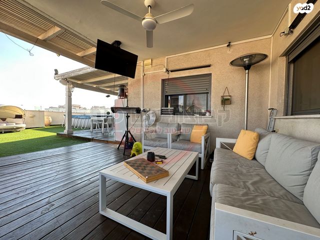 גג/ פנטהאוז, הקציר, שכון עובדים, עפולה